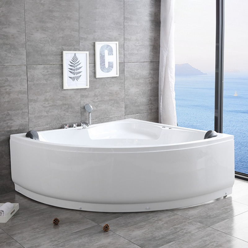 Bathroom Triangle Surf Jacuzzi - مراجعة Home Bathroom Jacuzzi وسعره