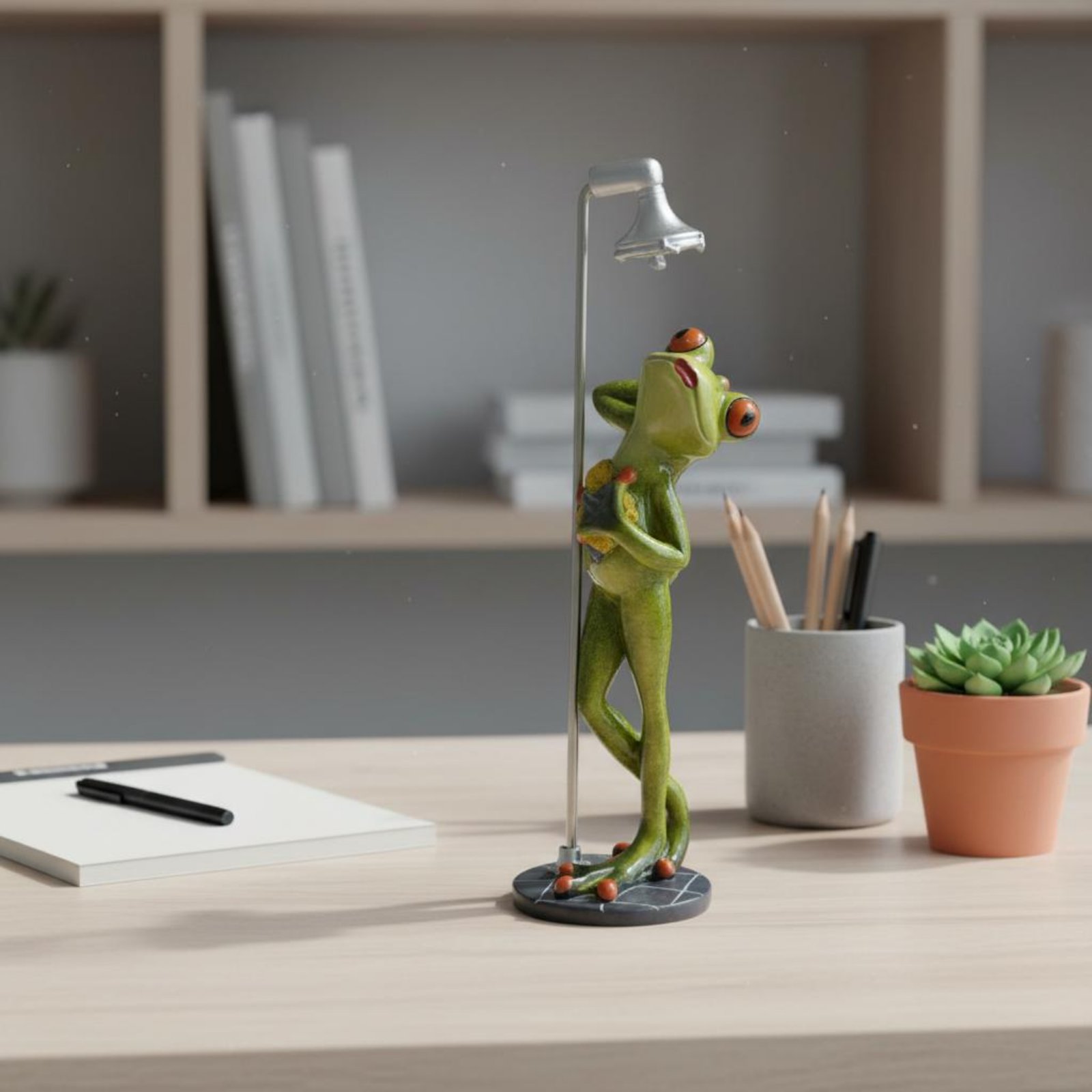 Showering Frog Figurine Great  - مراجعة Home For Bathroom وسعره